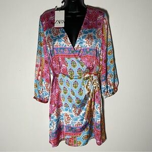 ❌SOLD❌ ZARA Multicolor Floral V-Neck Dress